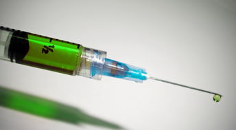 孕晚期初乳溢出正常吗需要防溢乳垫吗？